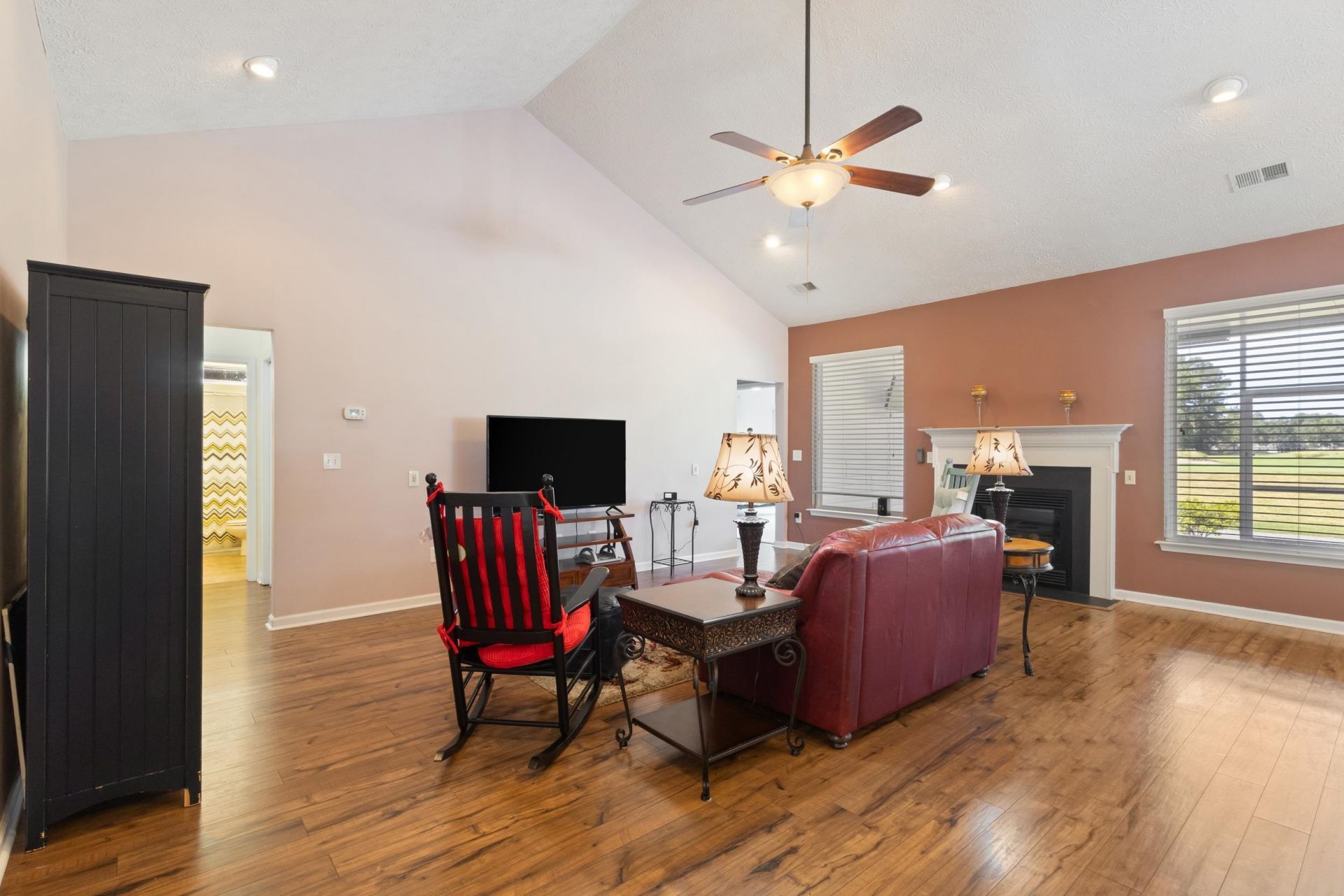 2803 Sanctuary Blvd. Photo 24