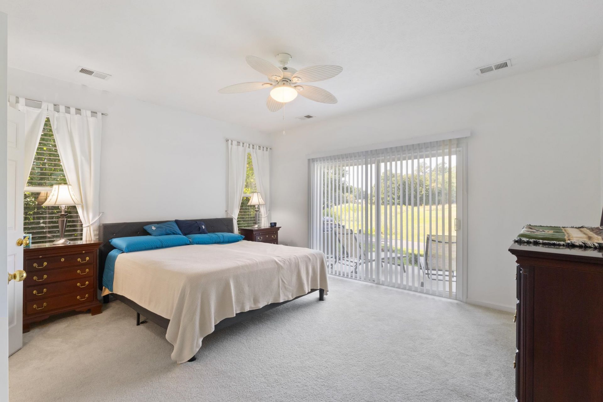 2803 Sanctuary Blvd. Photo 29