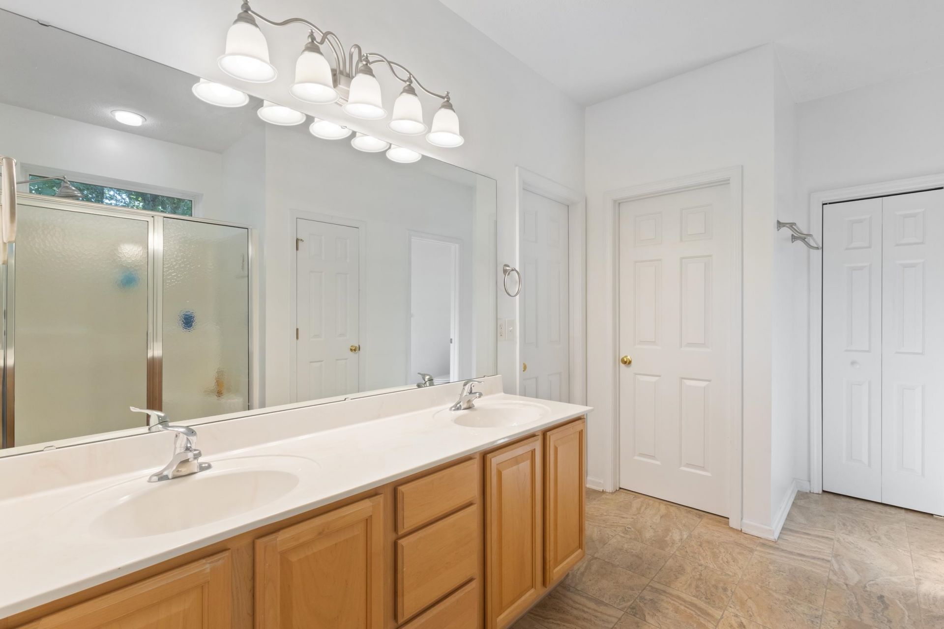 2803 Sanctuary Blvd. Photo 32