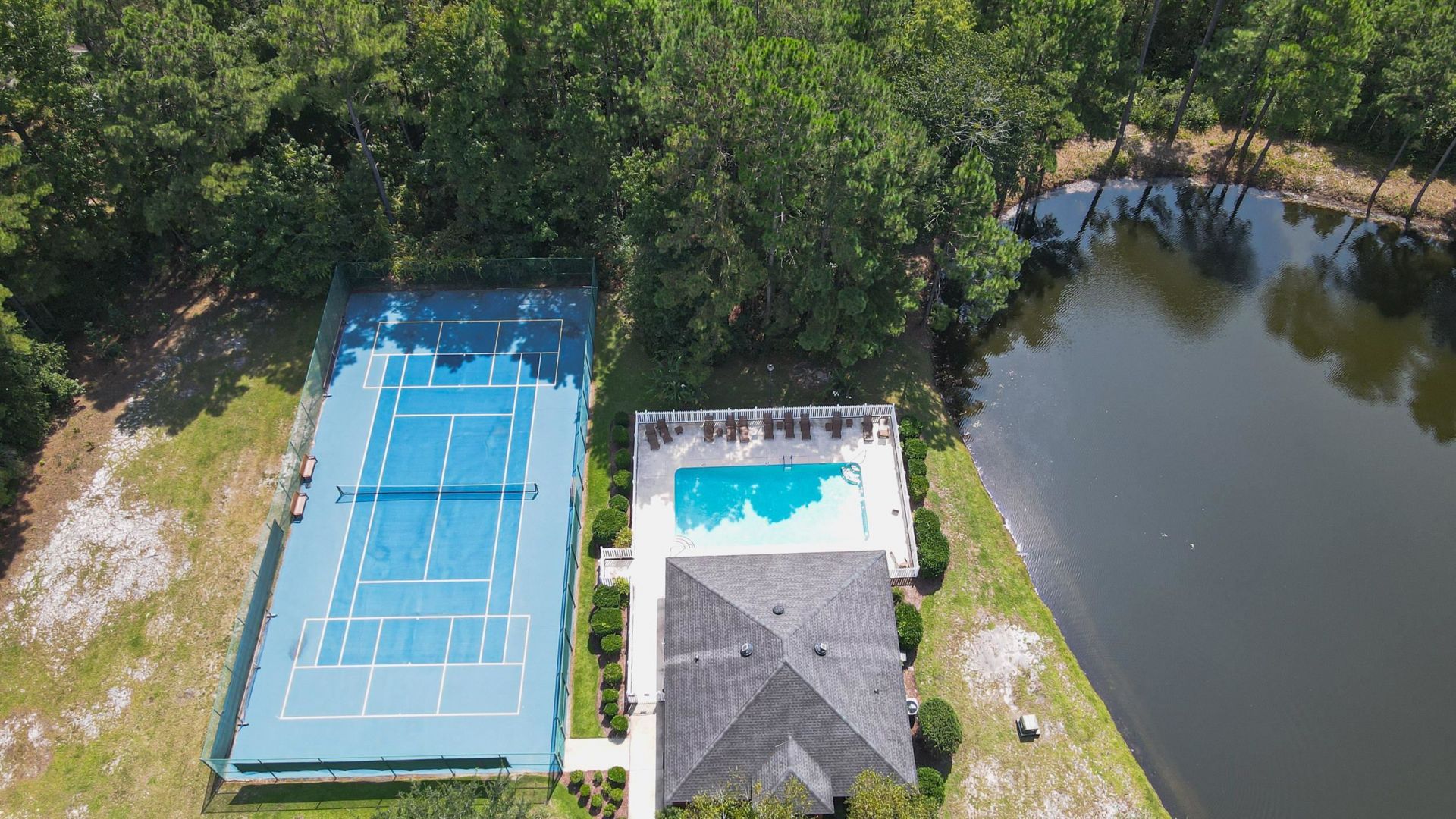 2803 Sanctuary Blvd. Photo 47