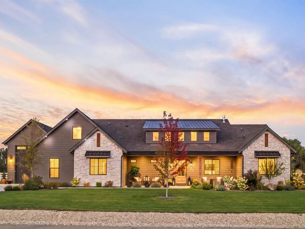 23910 Timber Hills Rd, Caldwell, ID 83607