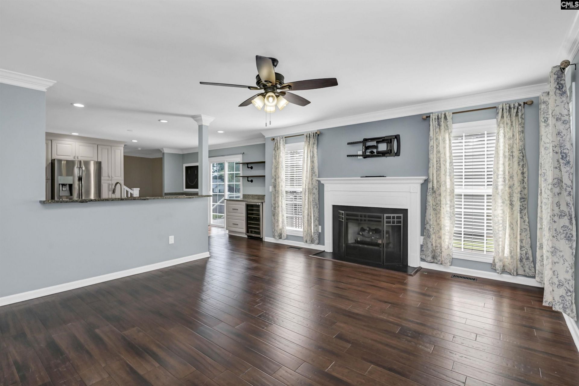 647 Park Road  Photo 12