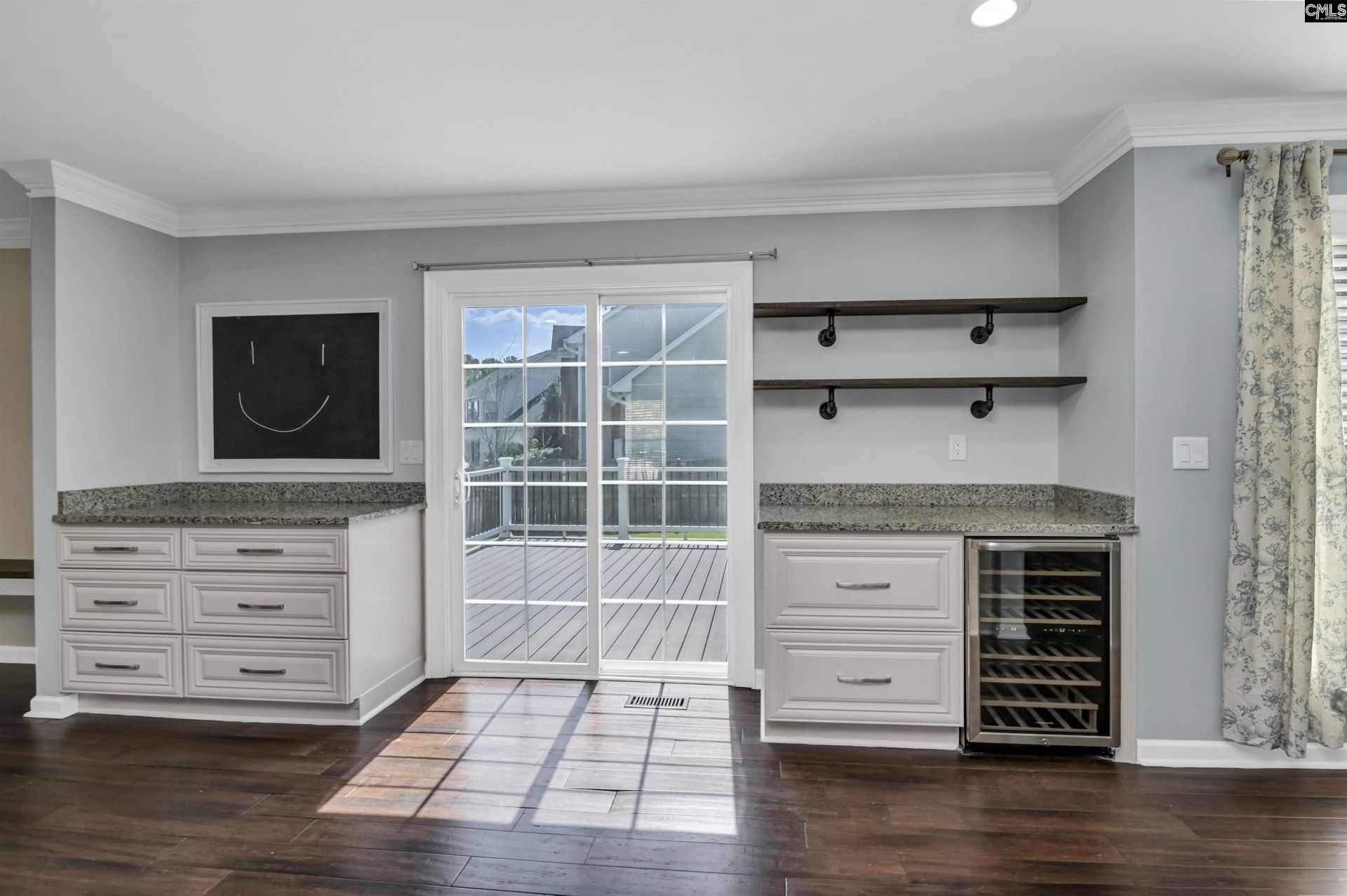 647 Park Road  Photo 17