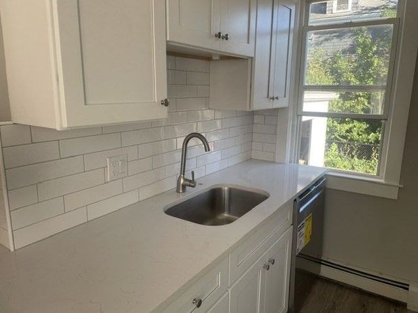 92 Brook St, Unit 1, Quincy, MA 02171