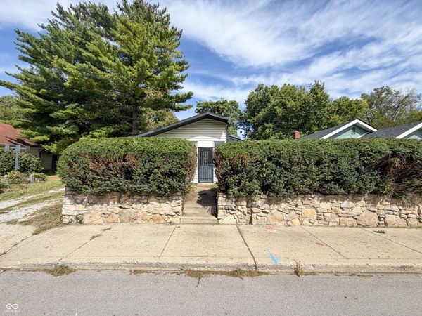 818 W 25th Street , Indianapolis, IN 46208