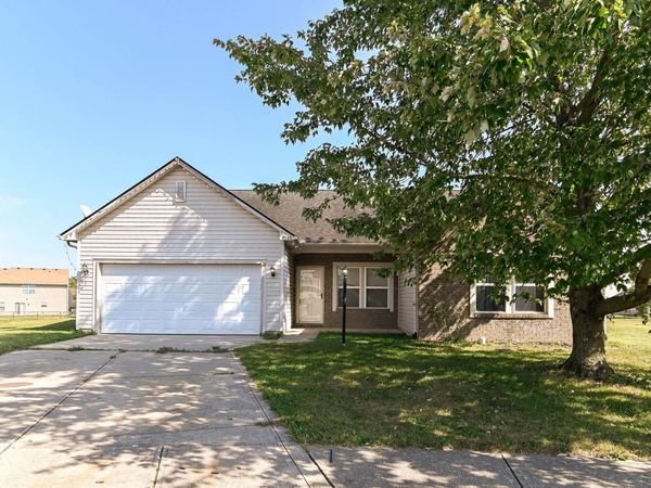 9545 Lorton Circle , Indianapolis, IN 46239