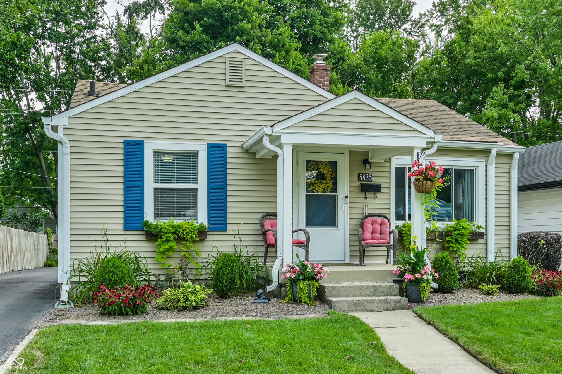 5835 Primrose Avenue, Indianapolis, IN 46220 Main Photo
