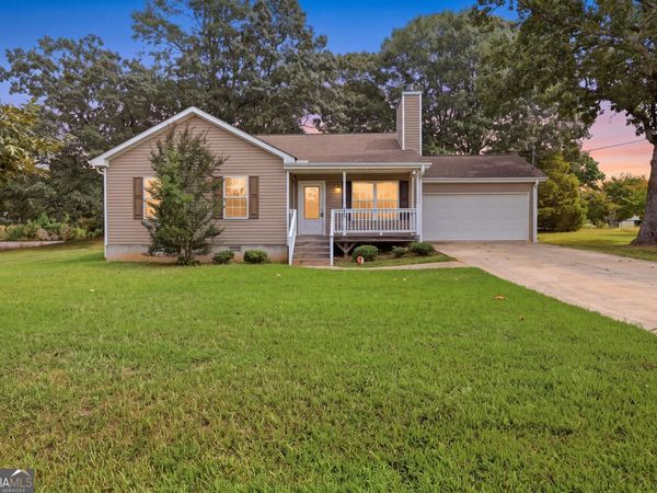 6214 Helen Street, Lula, GA 30554