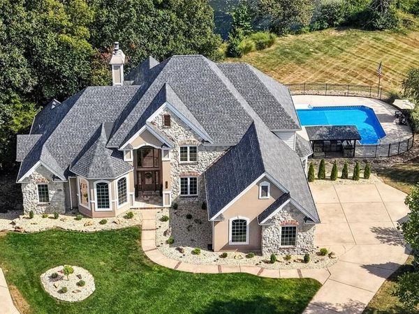 2314 Longest Drive , Wentzville, MO 63385