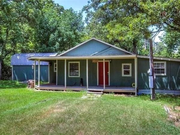 212 Private Road 7721 , Emory, TX 75440