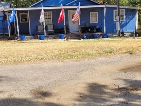 212 Private Road 7721, Emory, TX 75440