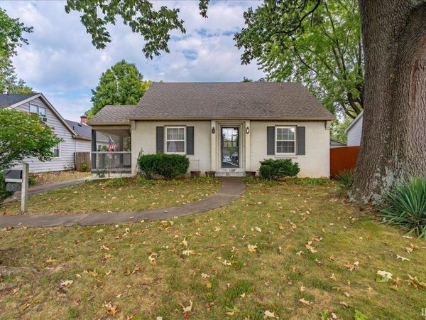 3306 Bayard Park Drive, Evansville, IN 47714