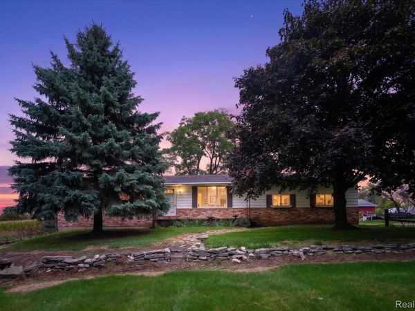 4924 W Caro Road , Juniata Township, Mi 48768