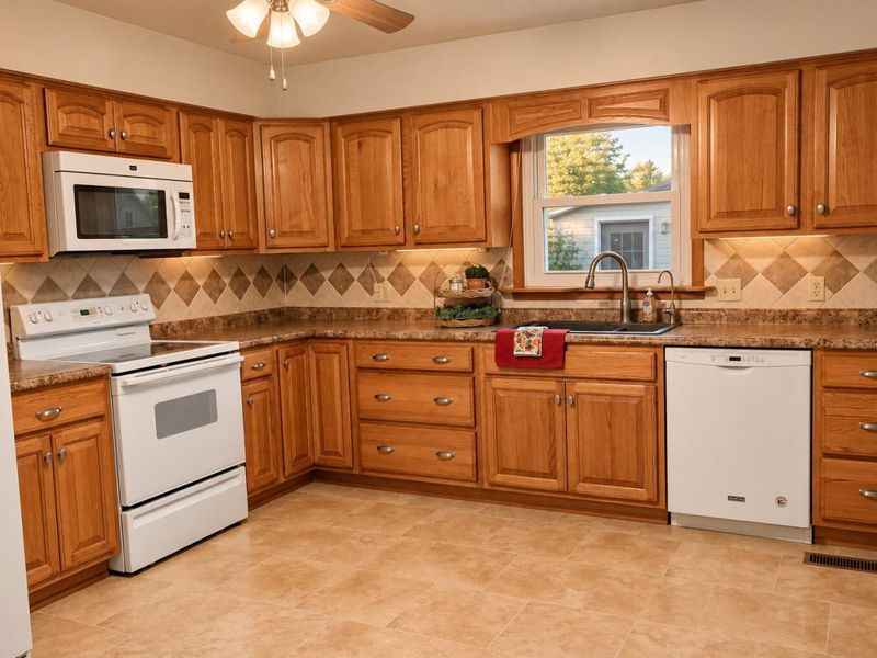 201 West Street, Jackson Center, OH 45334 Photo 7