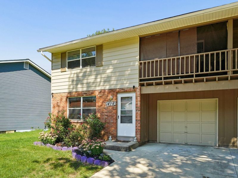 472-474 Goshen Court, Gahanna, OH 43230 Photo 3