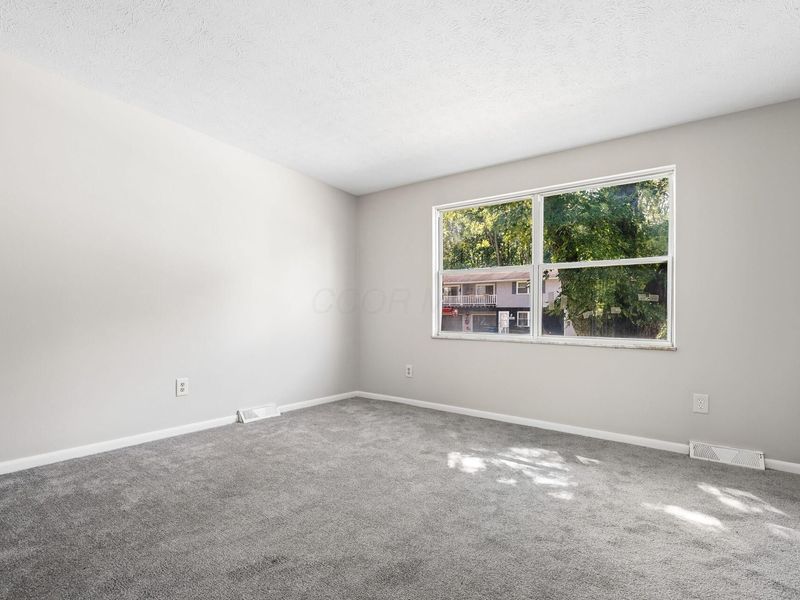 472-474 Goshen Court, Gahanna, OH 43230 Photo 9