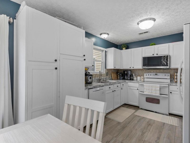 6296 Artesia Drive, Canal Winchester, OH 43110 Photo 24