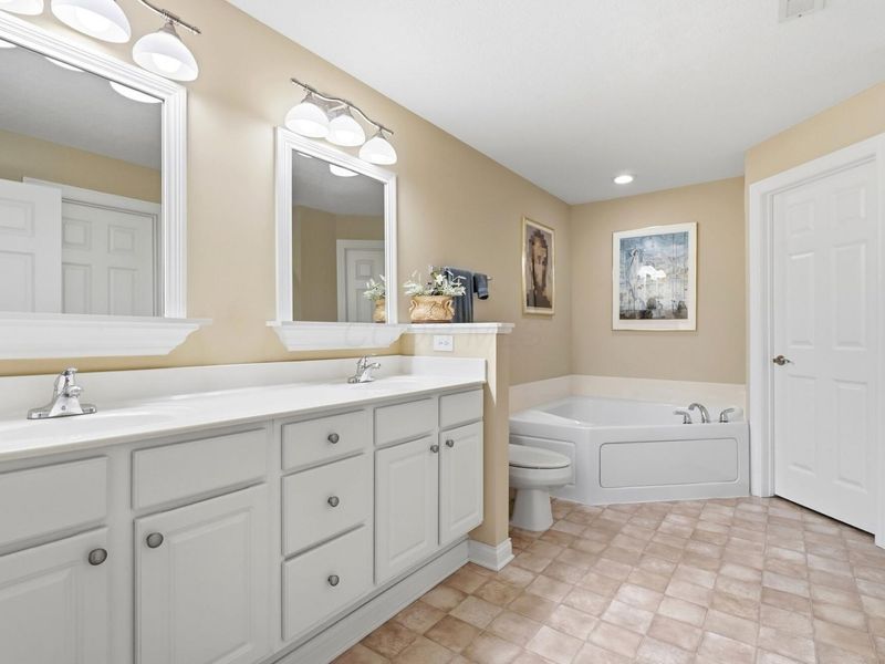 4184 Bradhurst Drive, Unit 19, Dublin, OH 43016 Photo 17