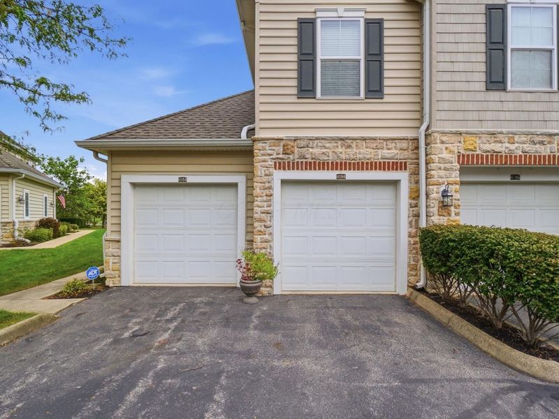 4184 Bradhurst Drive, Unit 19, Dublin, OH 43016 Photo 2