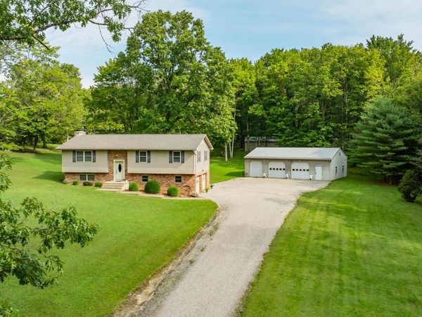 6908 Lemaster Road , Athens, OH 45701