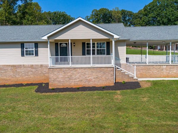 251 Woodland Drive, Harriman, TN 37748