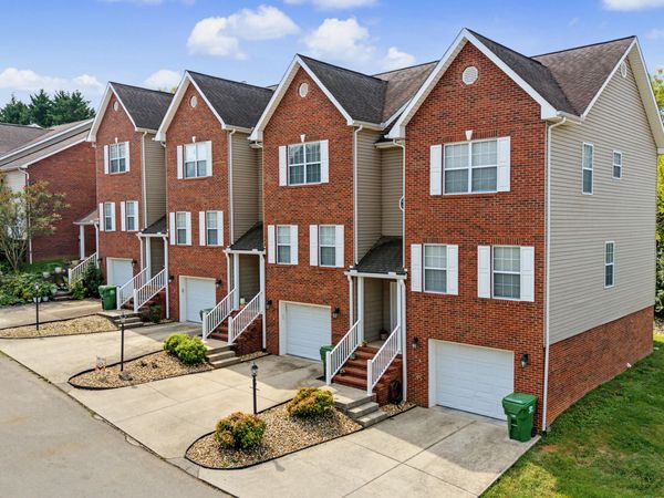 106 Olivia Lane, Maryville, TN 37804