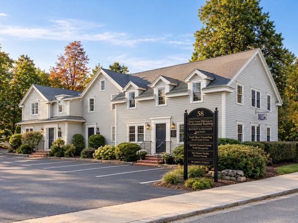 58 Main Street, Topsfield, MA 01983