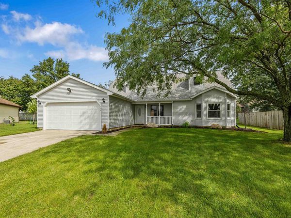 304 Morning Wind Place, Kendallville, IN 46755