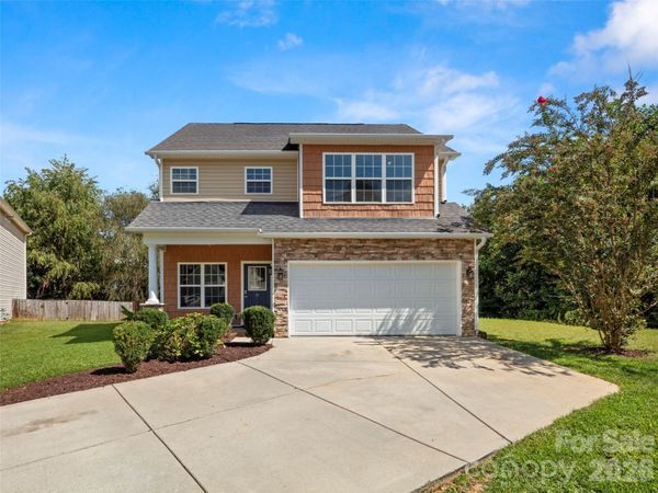 16 Stonebury Drive, Arden, NC 28704