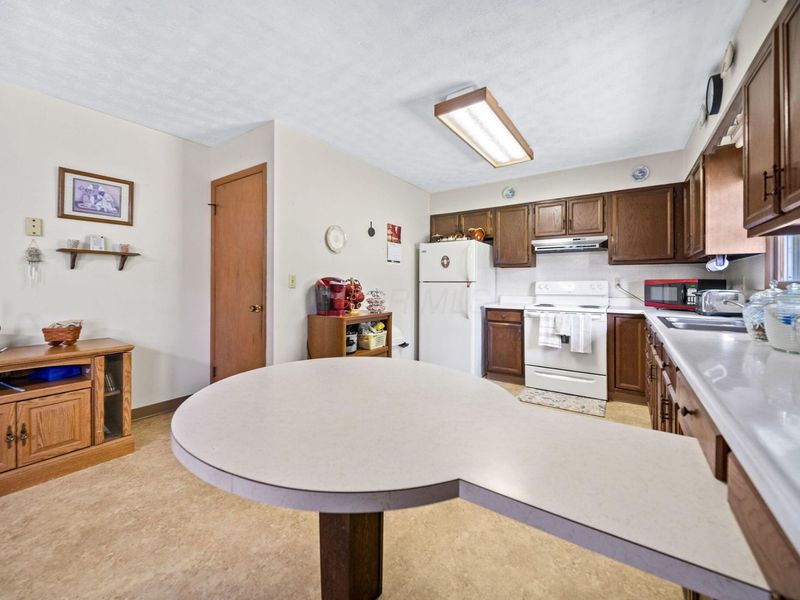 14572 Hock Hocking Road, Logan, OH 43138 Photo 7