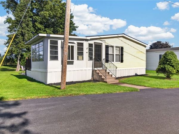48 Kris Ann Drive, New Hartford, NY 13413