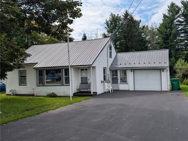 16592 Ridge Road , Holley, NY 14470