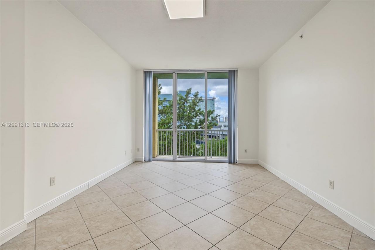 1350 NW 8th Ct , Unit A4 (206), Miami, FL 33136 Photo