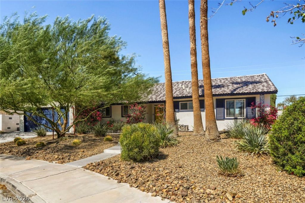 3908 El Jardin Avenue, Las Vegas, NV 89102 Main Photo