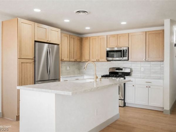 5637 Tunis Avenue, Las Vegas, NV 89122