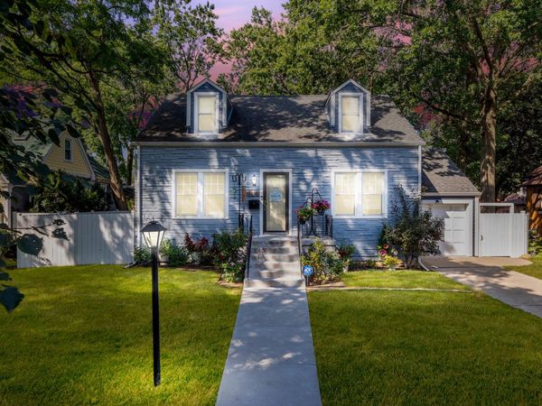 9330 S 50th Avenue , Oak Lawn, IL 60453