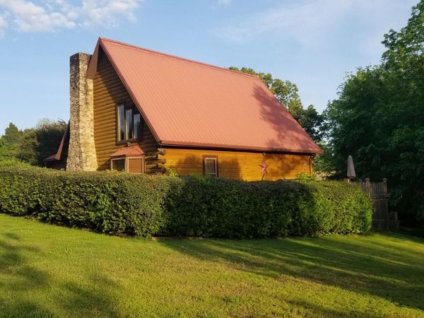 598 County Road 405, Madisonville, TN 37354
