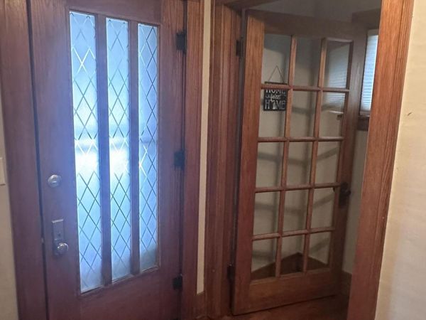 1233 Mechanic Street, Lansing, MI 48912