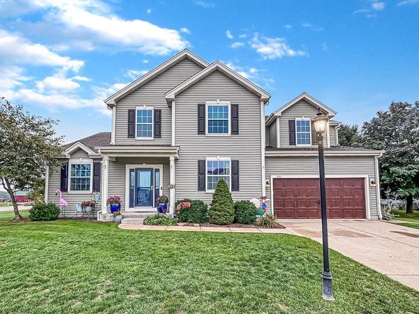 1631 Arthurs PASS, Oconomowoc, WI 53066