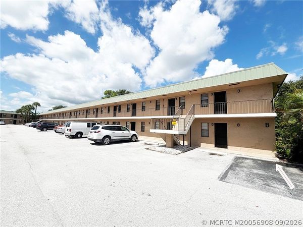 1041 SE Monterey Road , Unit 2-15, Stuart, FL 34994