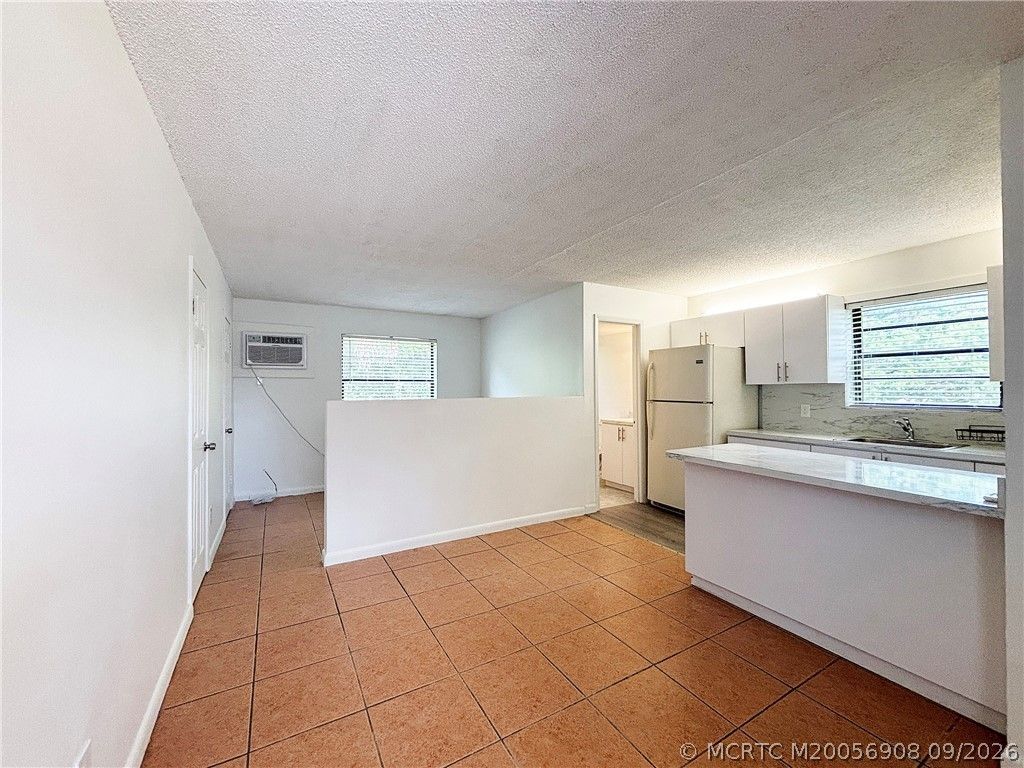 1041 SE Monterey Road , Unit 2-15, Stuart, FL 34994 Photo