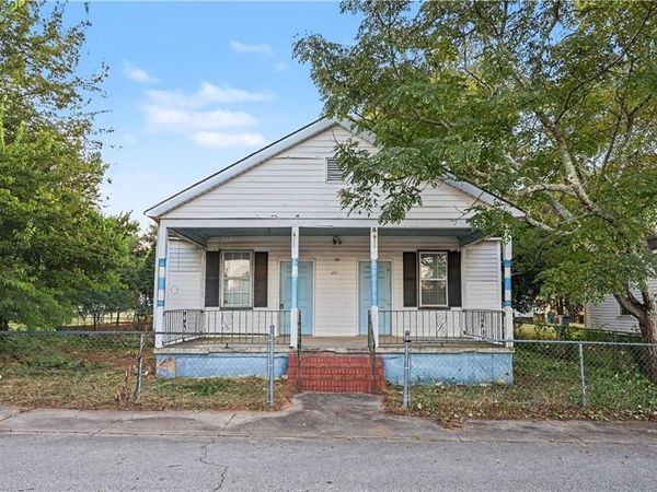 48 Ivy Street , Porterdale, GA 30014