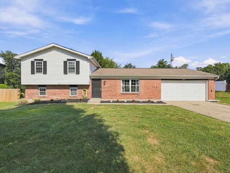 1812 Pioneer Boulevard, Burlington, KY 41005 Photo 1