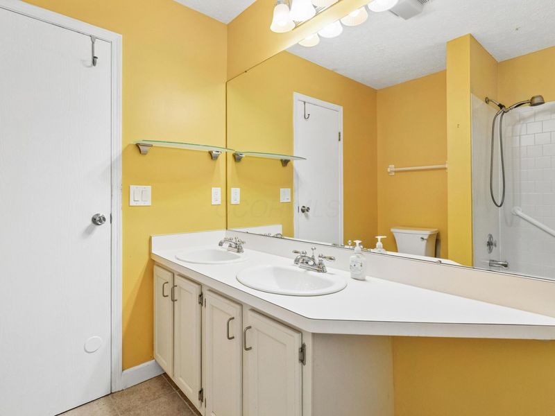 4990 Deer Forest Place , Westerville, OH 43081 Photo 24