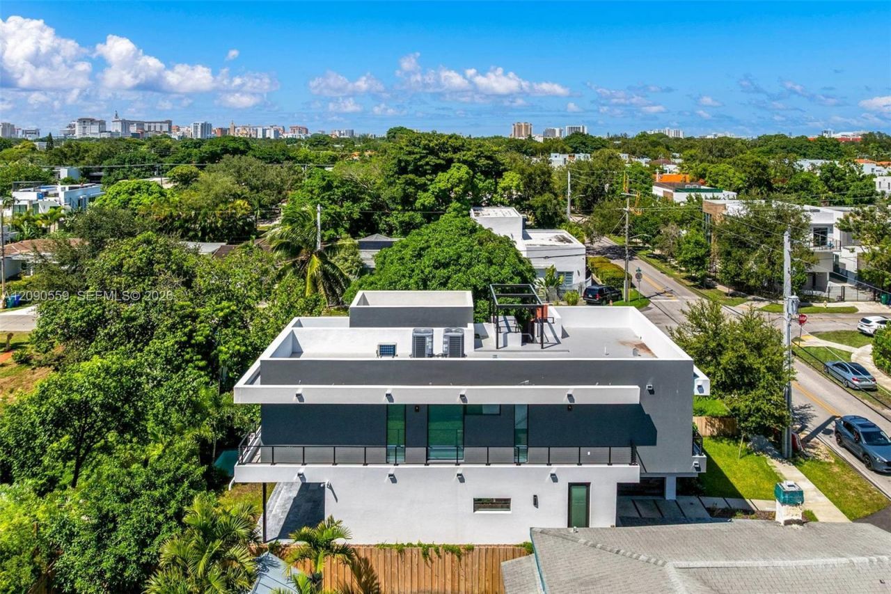 3310 Elizabeth Street, Coconut Grove, FL 33133 Photo