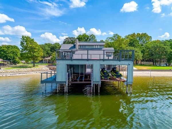 4500 Sherry Court , Granbury, TX 76049