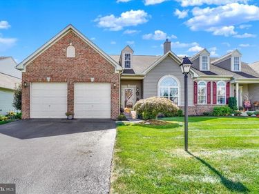 228 PROSPECT CIRCLE, Unit 52, SHREWSBURY TWP, PA 17361