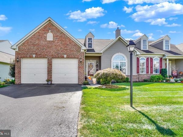 228 PROSPECT CIRCLE, Unit 52, SHREWSBURY TWP, PA 17361
