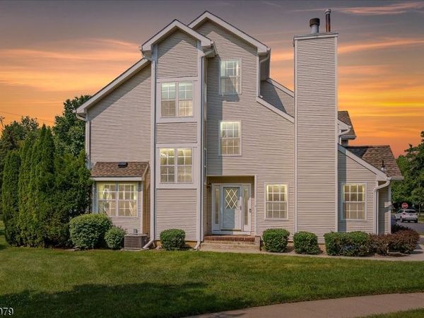 15 Allison Ct, South Brunswick, NJ 08852