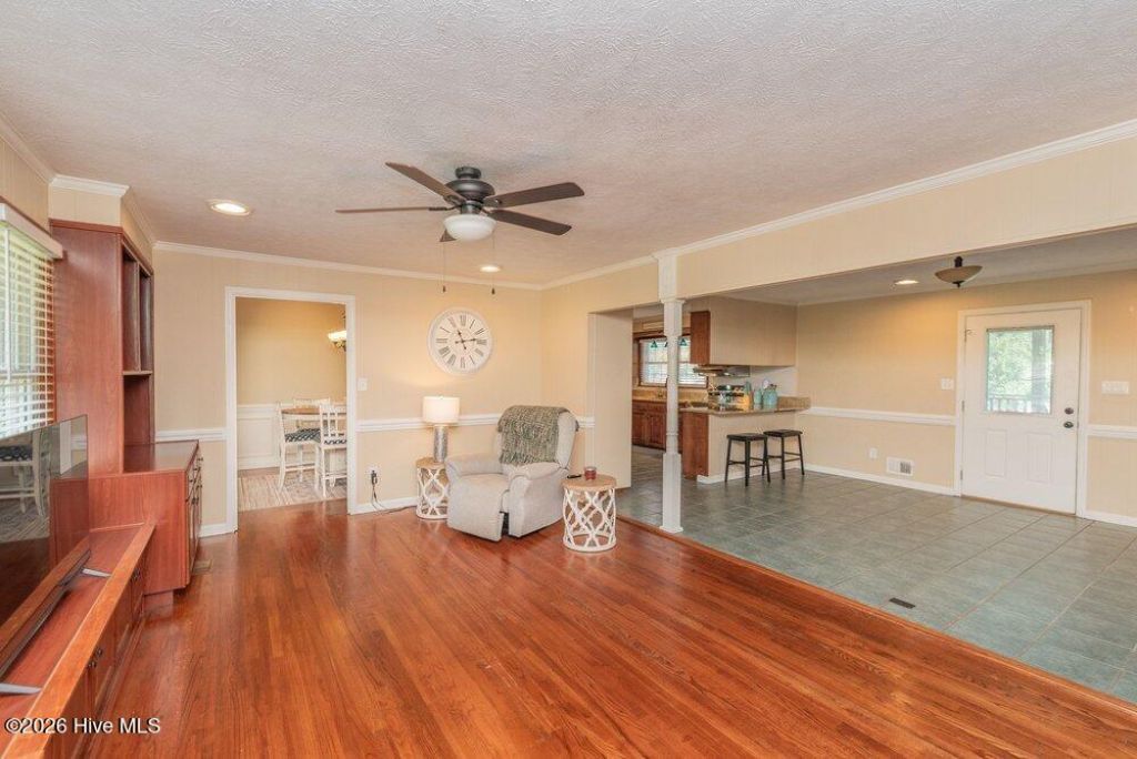 509 Laurel Drive Photo 10